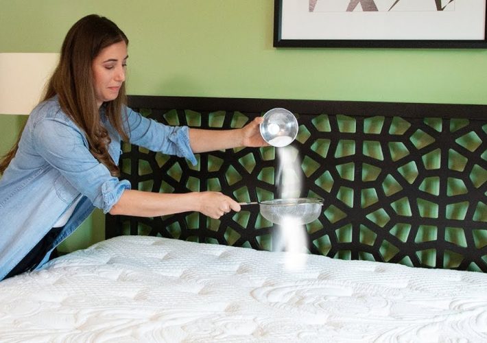How to clean stains and disinfect a very dirty mattress